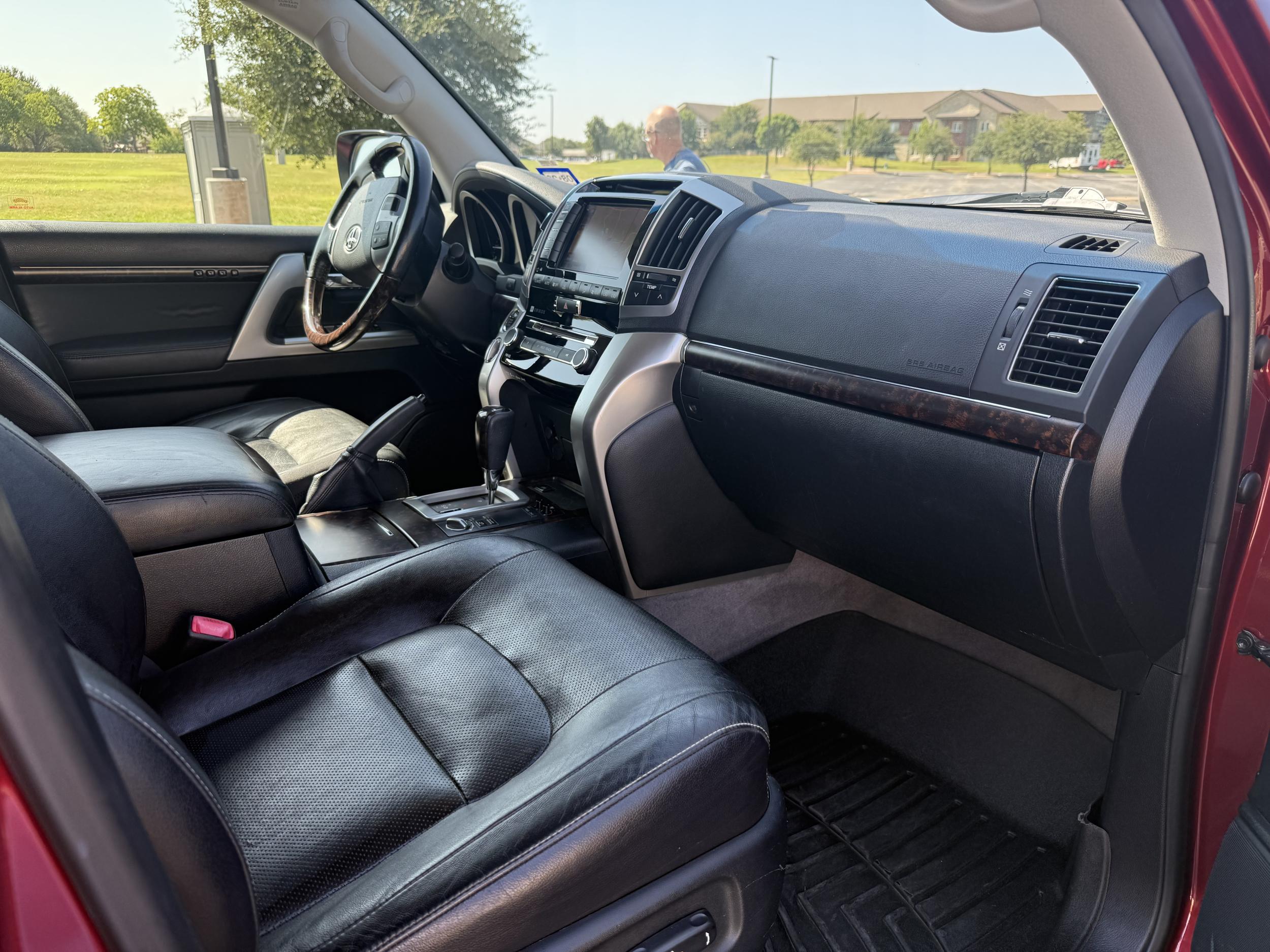 2014 Toyota Land Cruiser