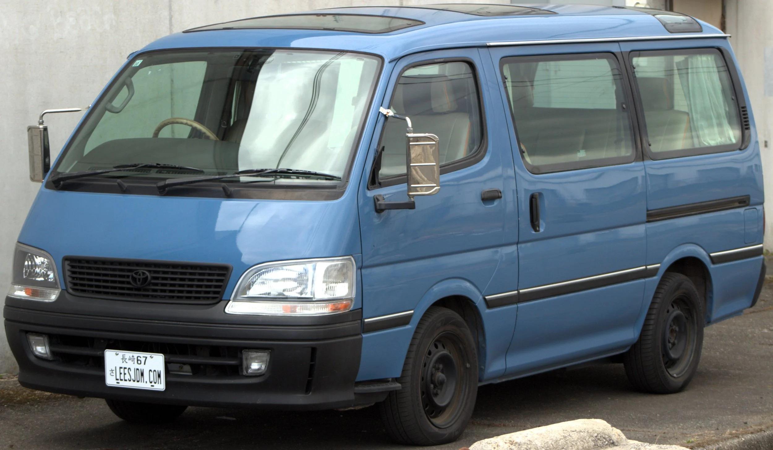  Toyota HiAce