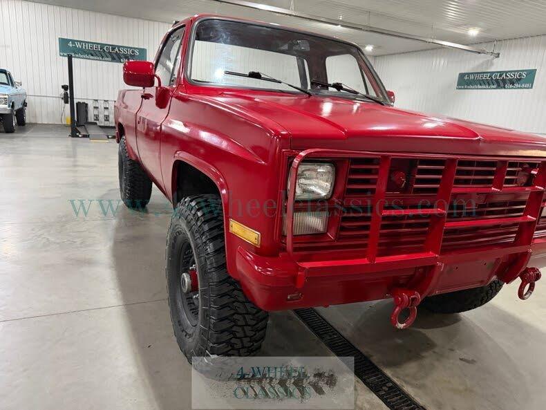 1985 Chevrolet K-30 M1008 Military Pickup