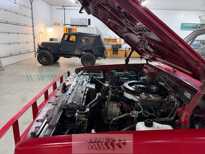 1985 Chevrolet K-30 M1008 Military Pickup