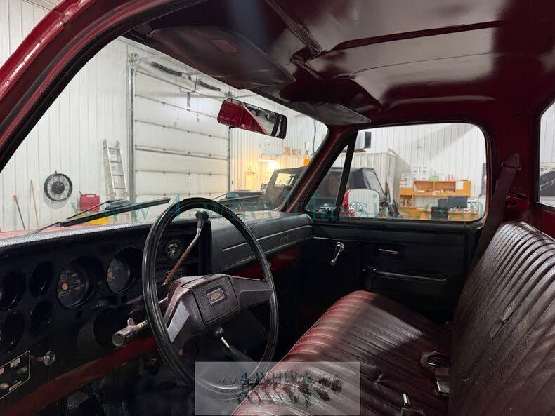 1985 Chevrolet K-30 M1008 Military Pickup