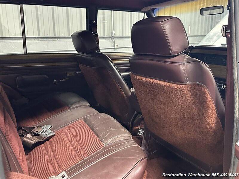 LS-Powered 1987 Jeep Grand Wagoneer