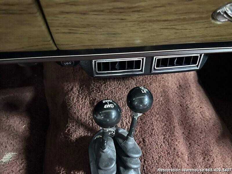LS-Powered 1987 Jeep Grand Wagoneer