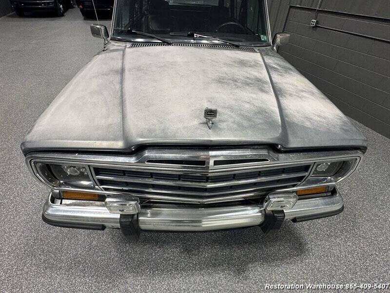 LS-Powered 1987 Jeep Grand Wagoneer