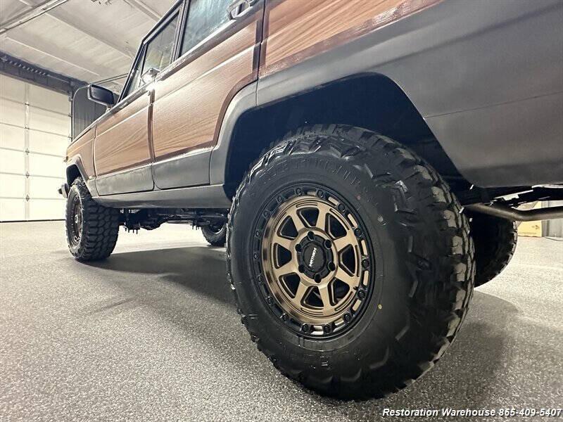 LS-Powered 1987 Jeep Grand Wagoneer