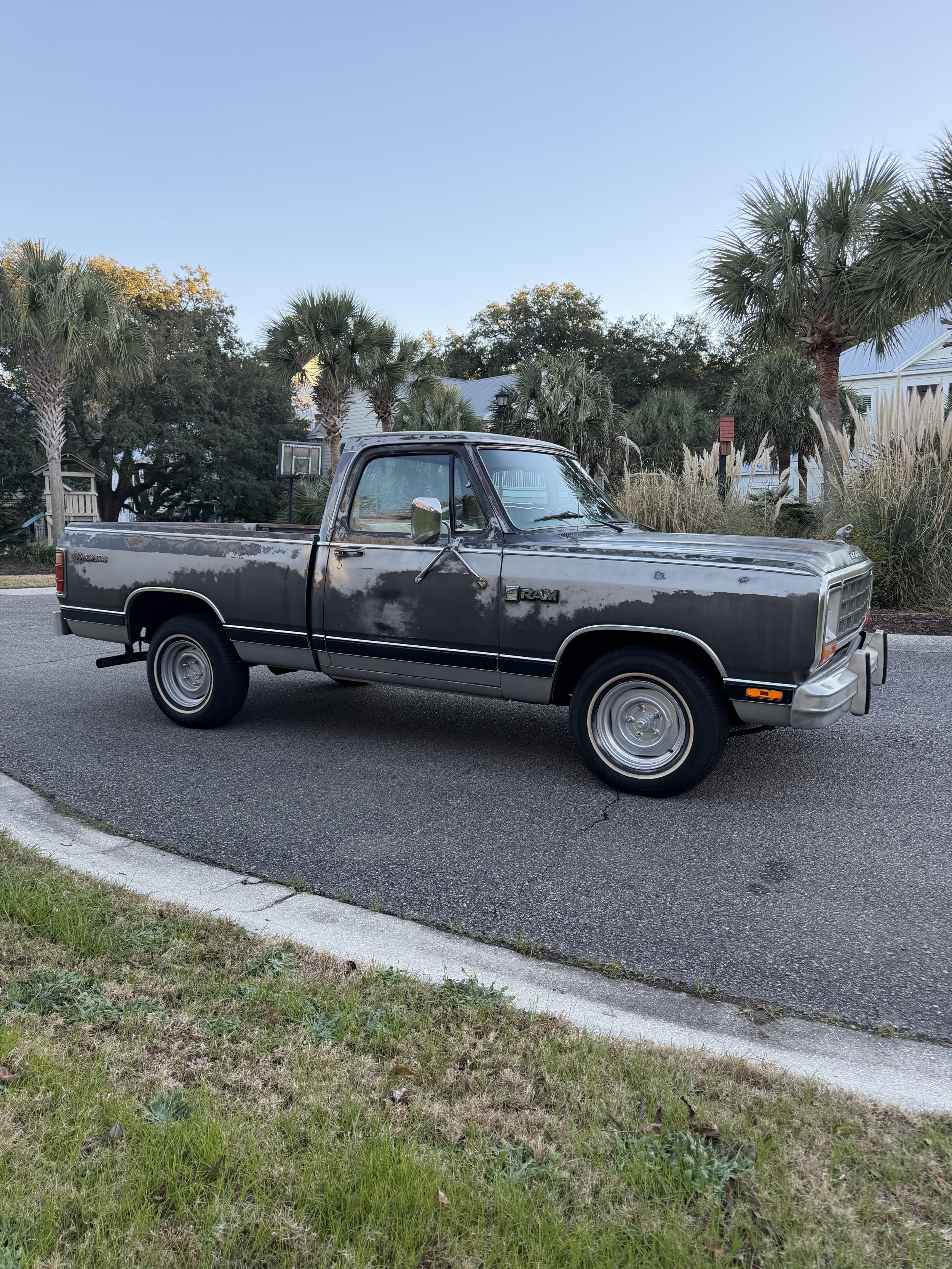 1985 Dodge D150 Royal SE Prospector - 2