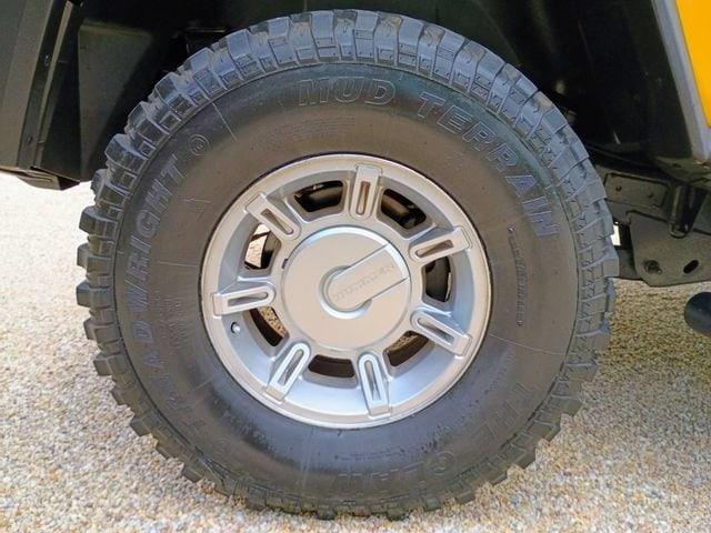 2005 HUMMER H2