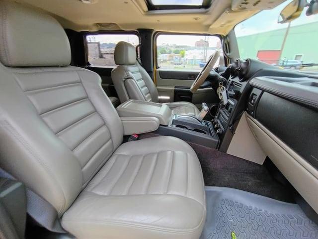 2005 HUMMER H2