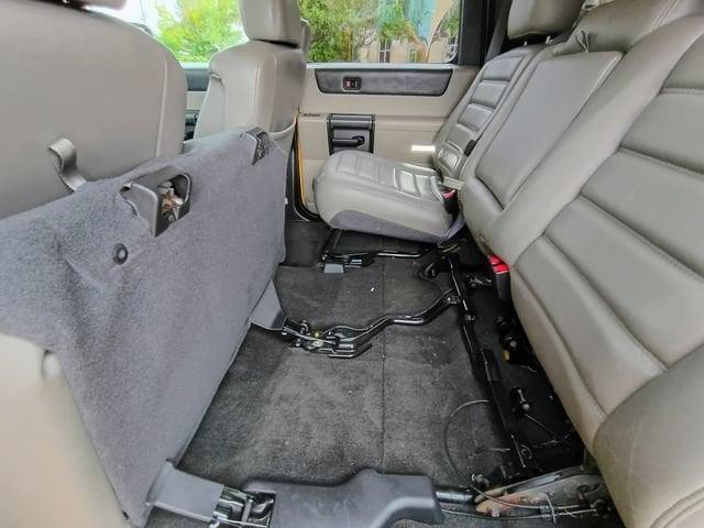 2005 HUMMER H2