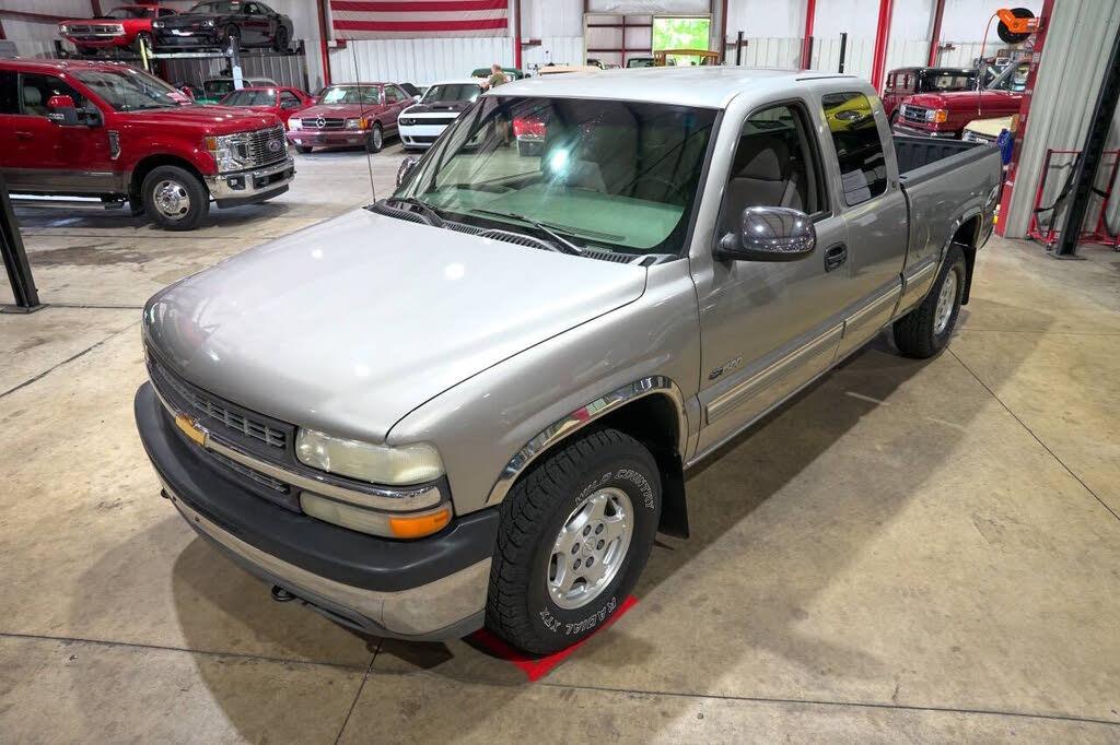 2000 Chevrolet Silverado 1500 LS