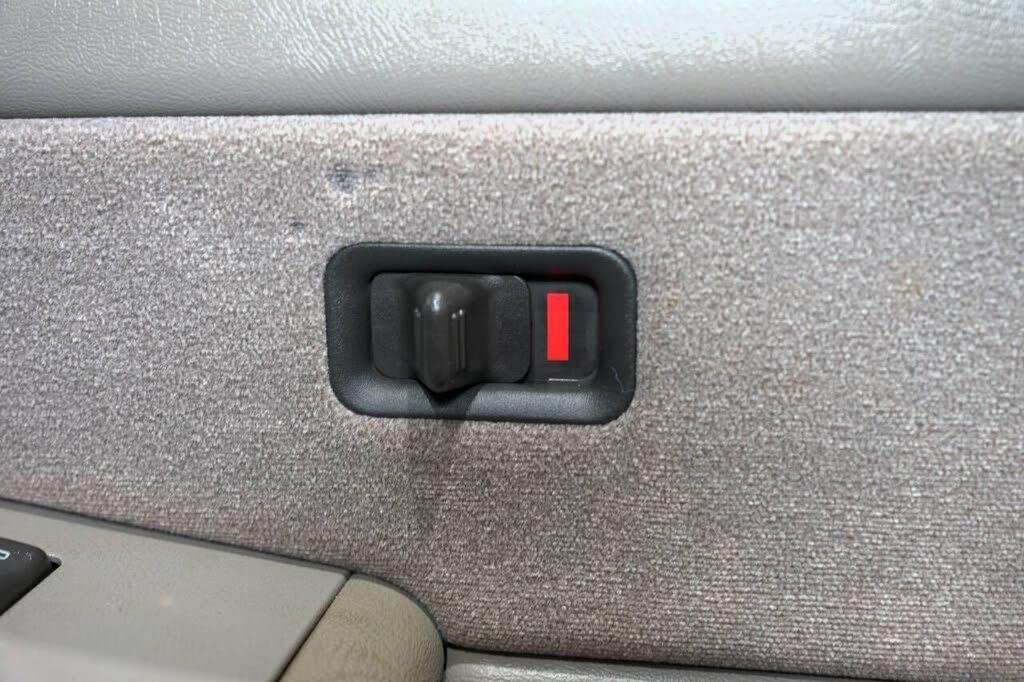 2000 Chevrolet Silverado 1500 LS