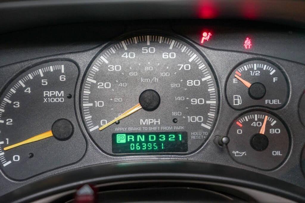 2000 Chevrolet Silverado 1500 LS