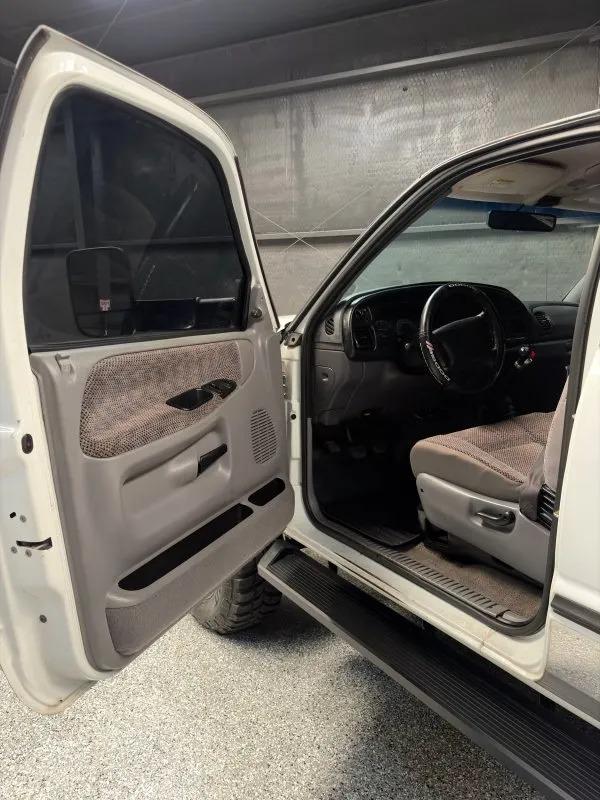 1999 Dodge Ram 2500 ST