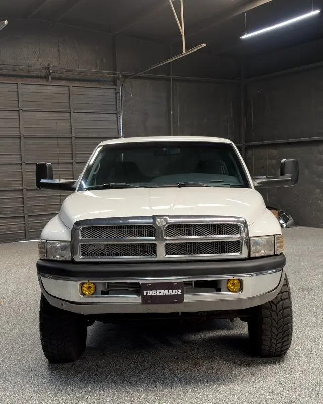 1999 Dodge Ram 2500 ST - 4