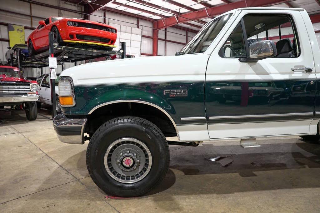 1992 Ford F250 XLT - 3