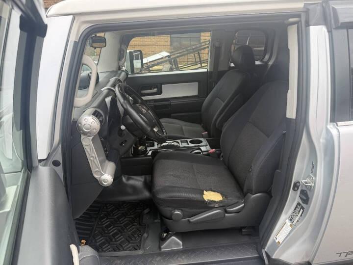 2007 Toyota FJ Cruiser - 2