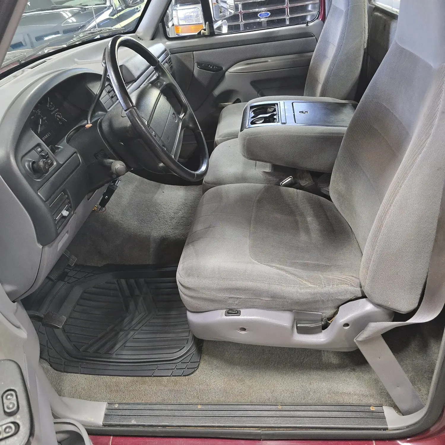 1996 Ford F-150 XLT