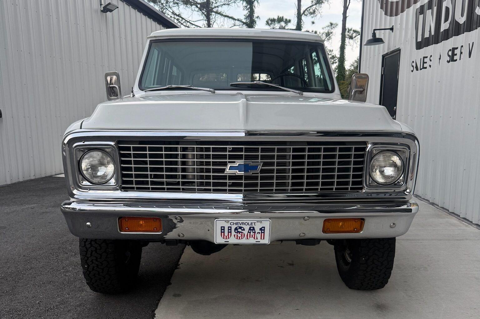 LS-Powered 1972 Chevrolet Suburban