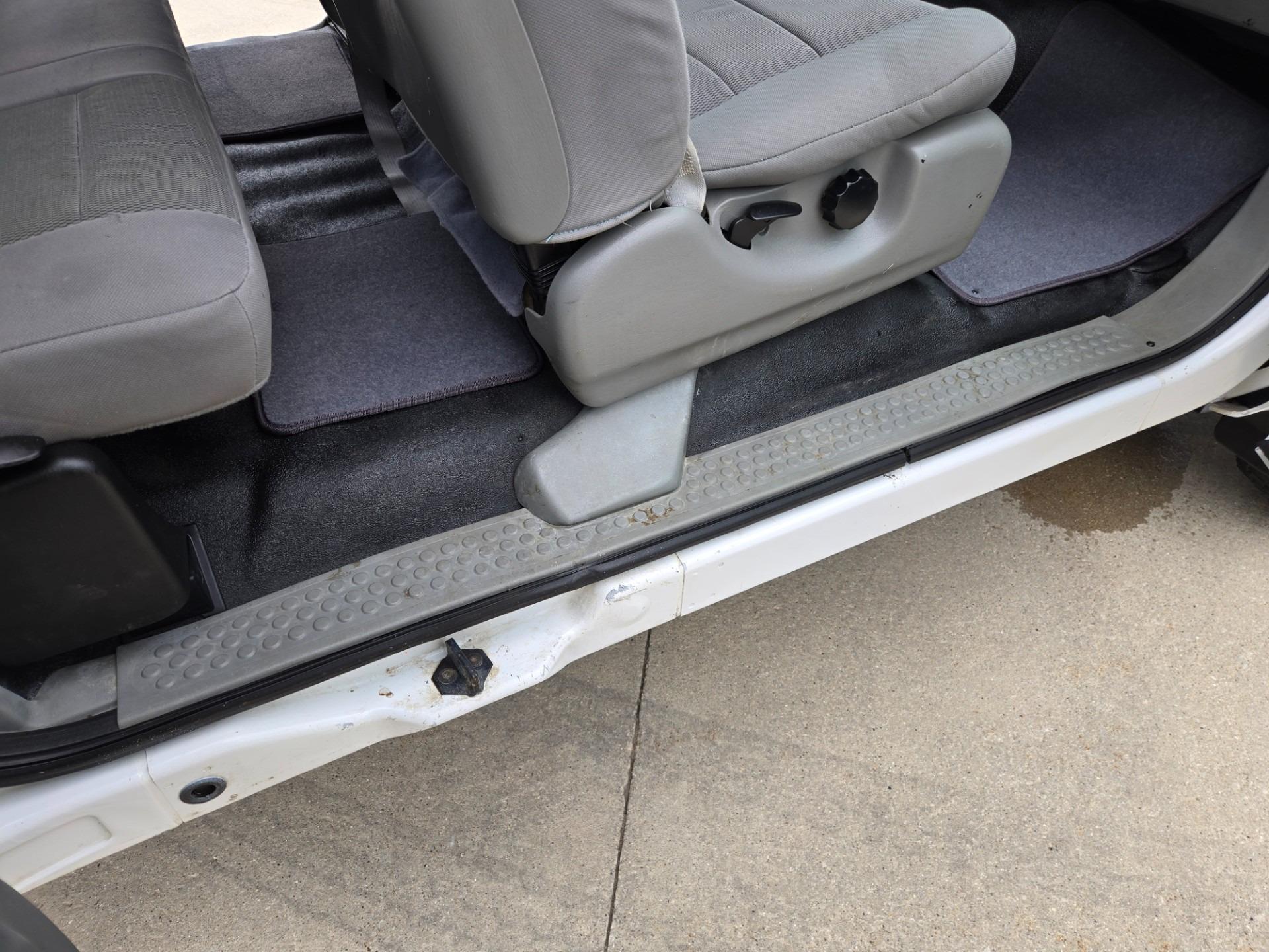 2006 Ford F-350 XLT Work Truck