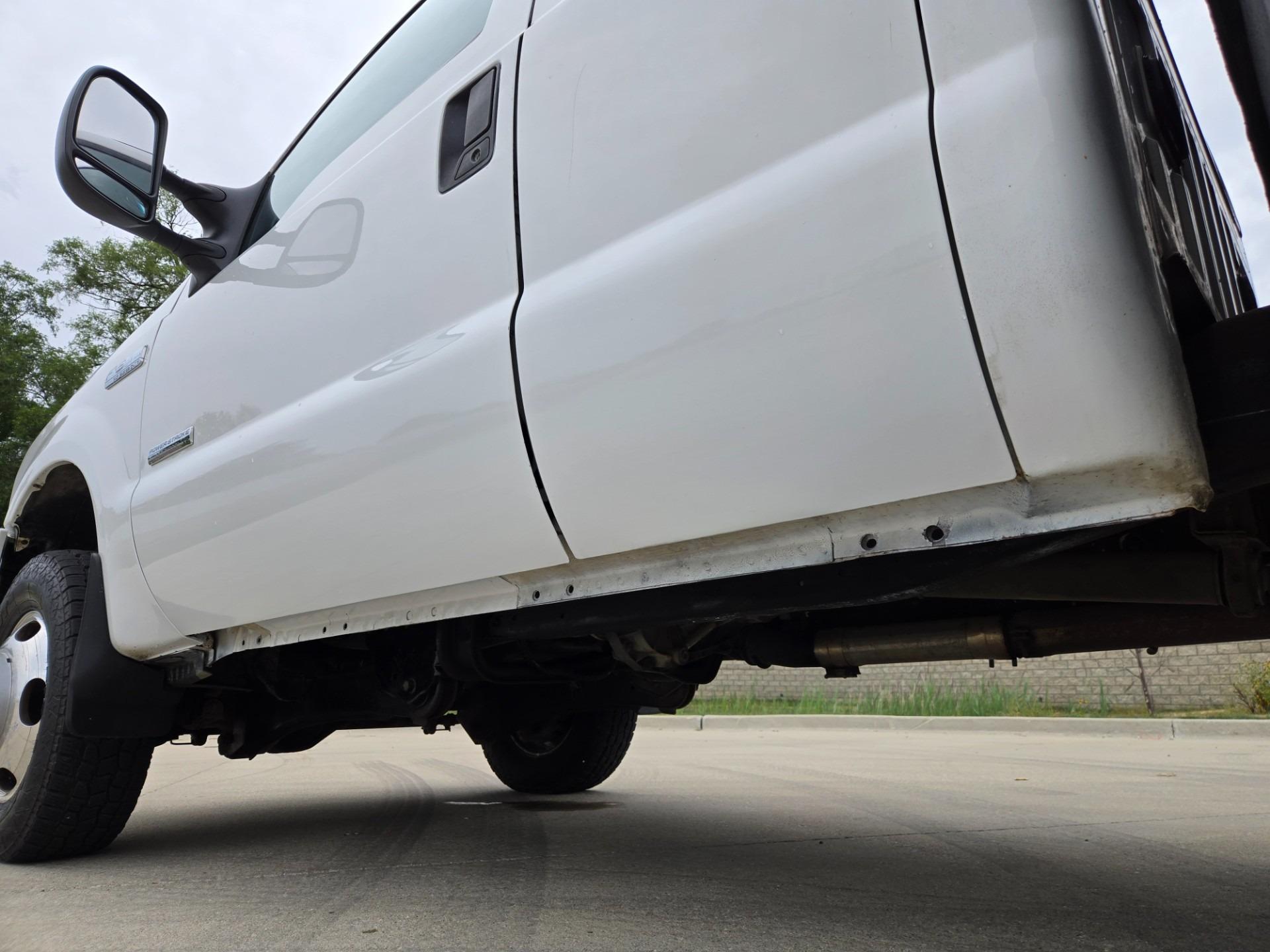 2006 Ford F-350 XLT Work Truck
