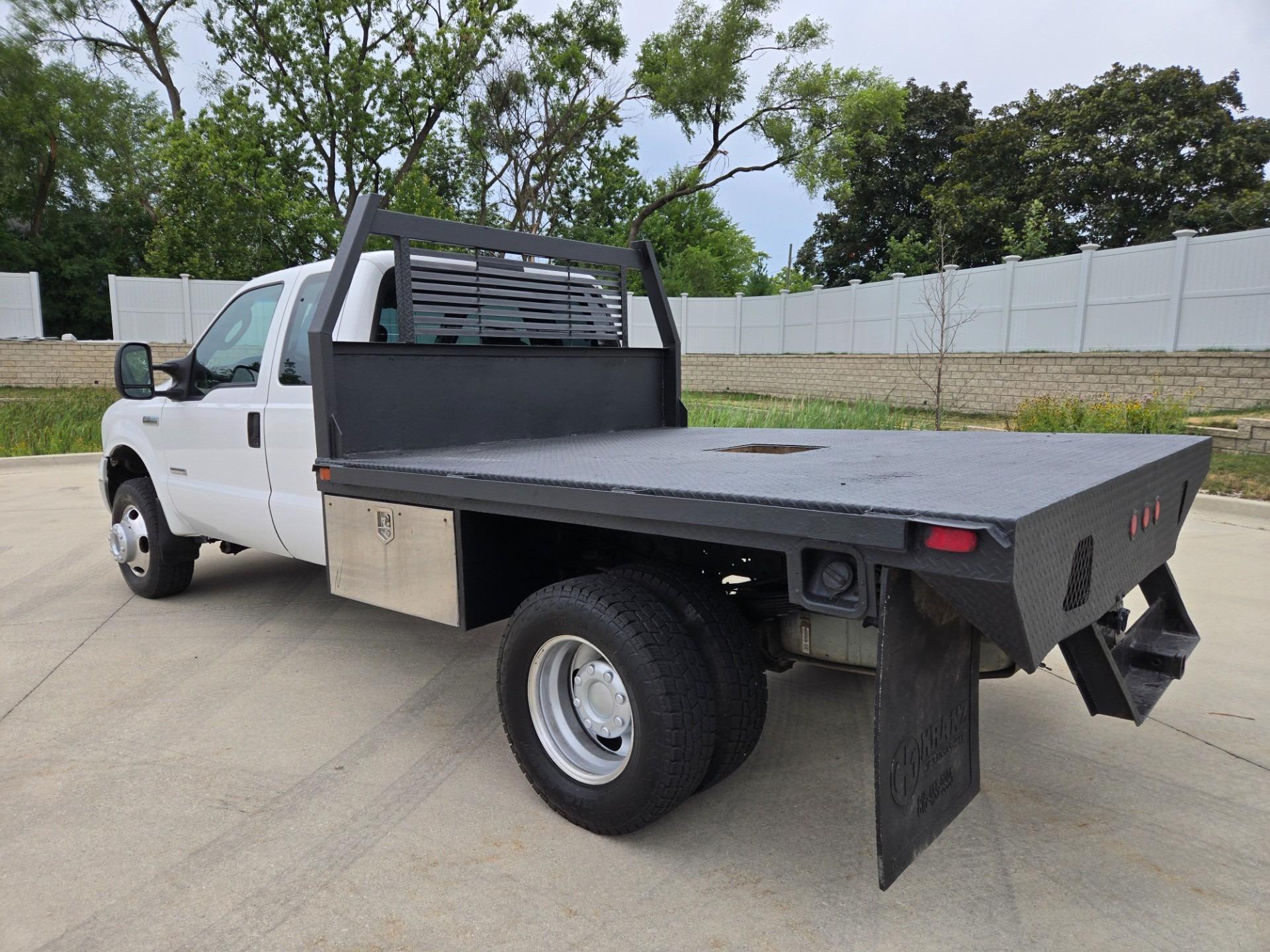 2006 Ford F-350 XLT Work Truck