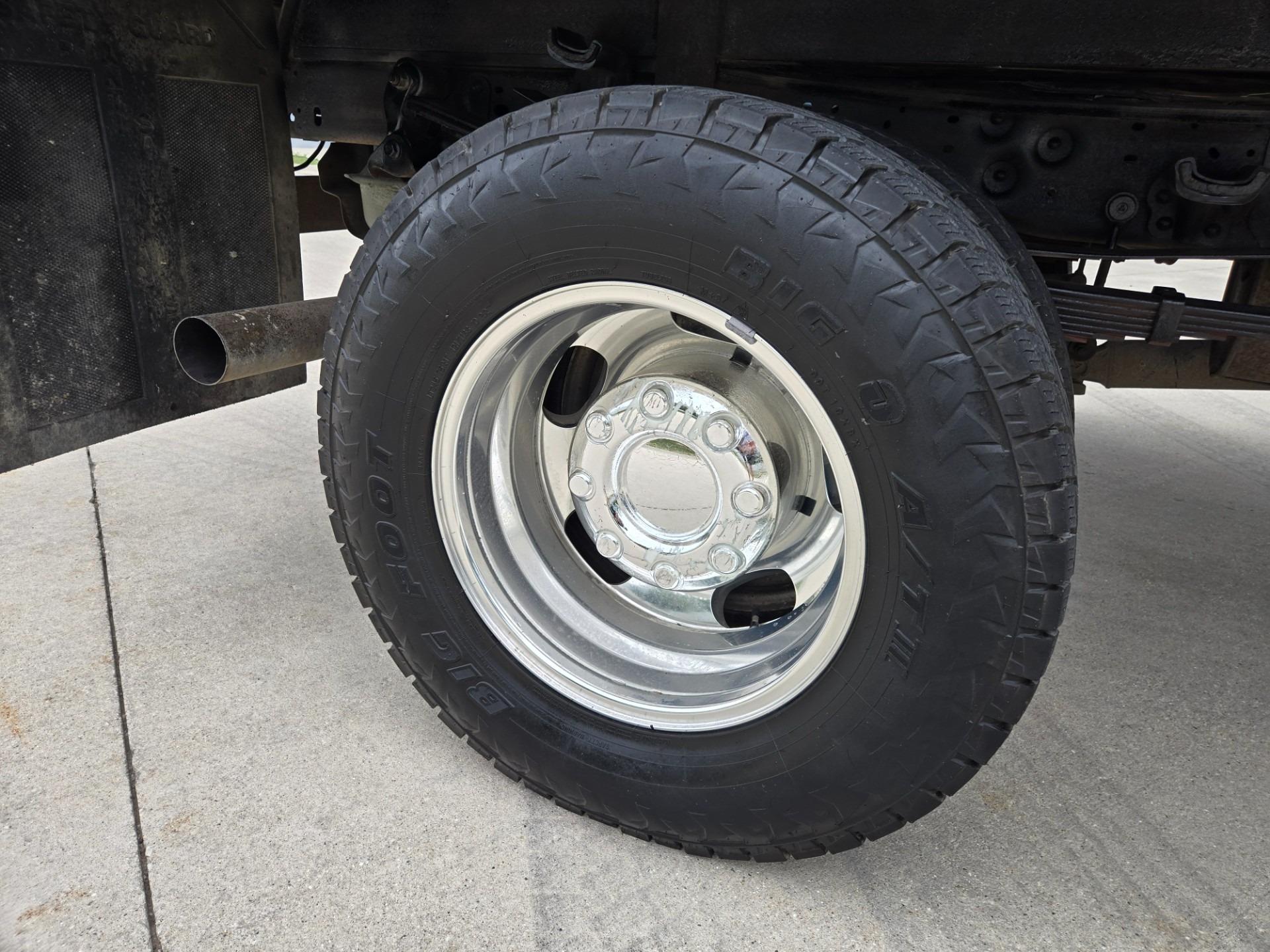 2006 Ford F-350 XLT Work Truck