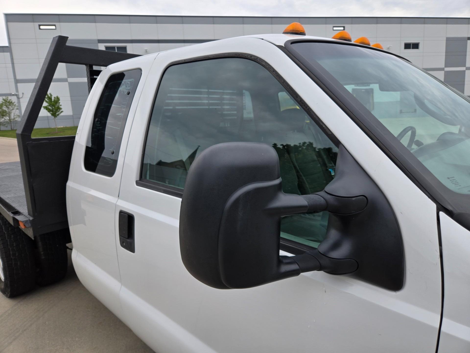 2006 Ford F-350 XLT Work Truck