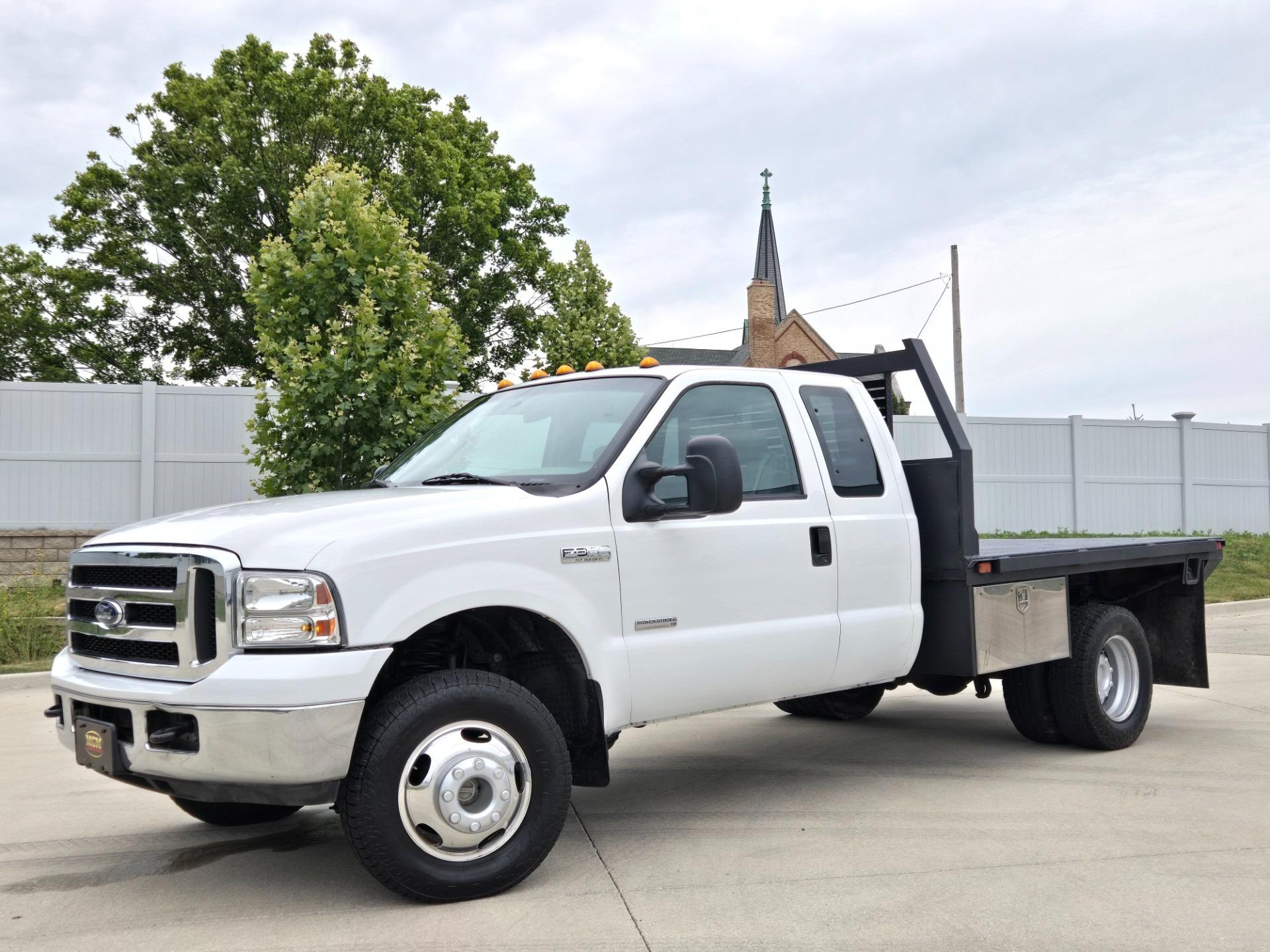 2006 Ford F-350 XLT Work Truck