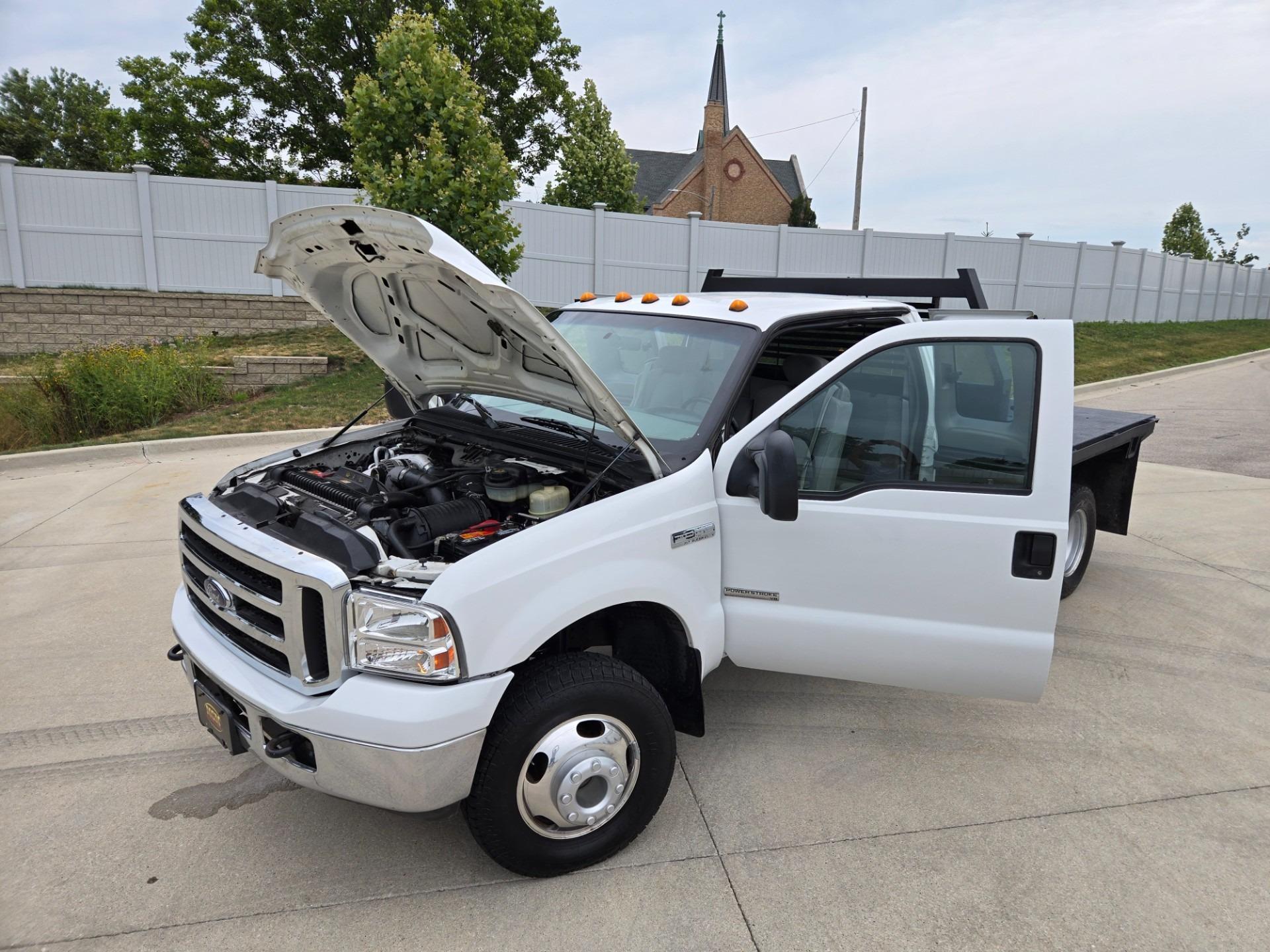 2006 Ford F-350 XLT Work Truck