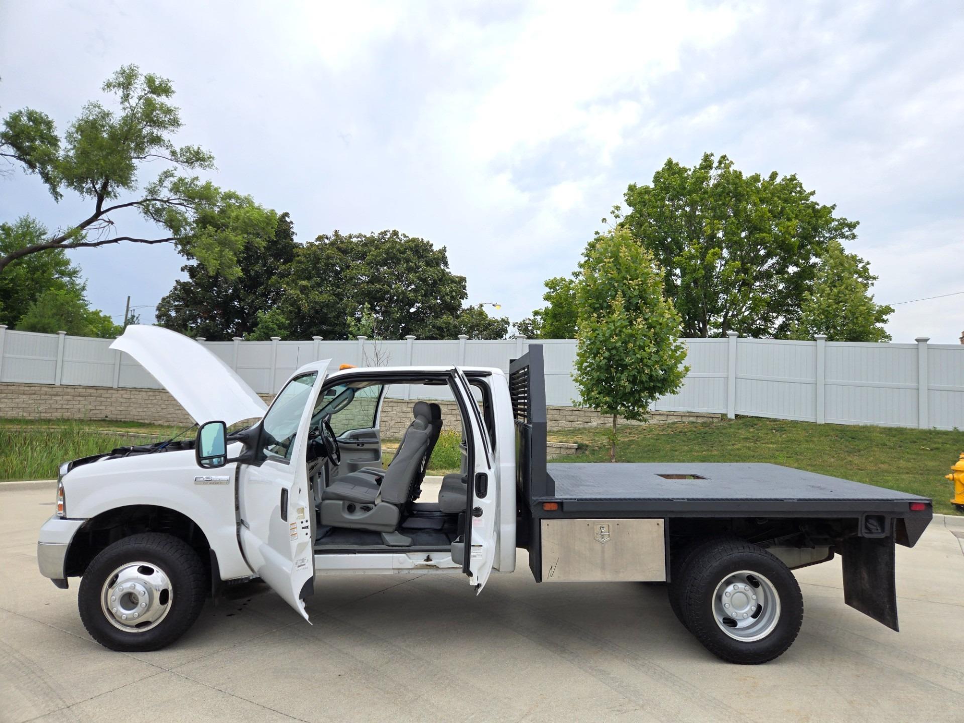 2006 Ford F-350 XLT Work Truck