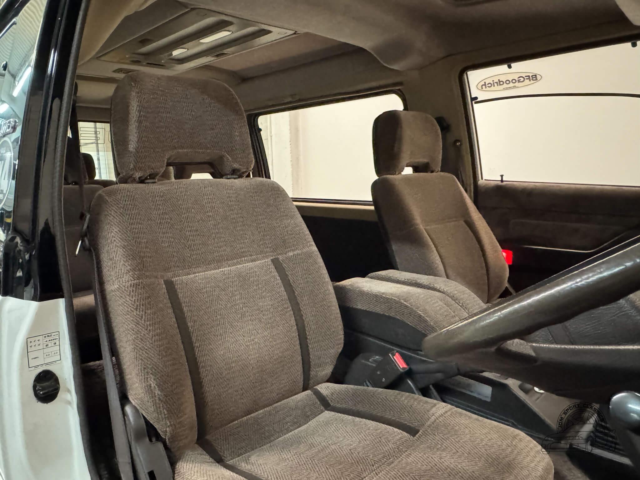 1991 Mitsubishi Delica Starwagon Exceed