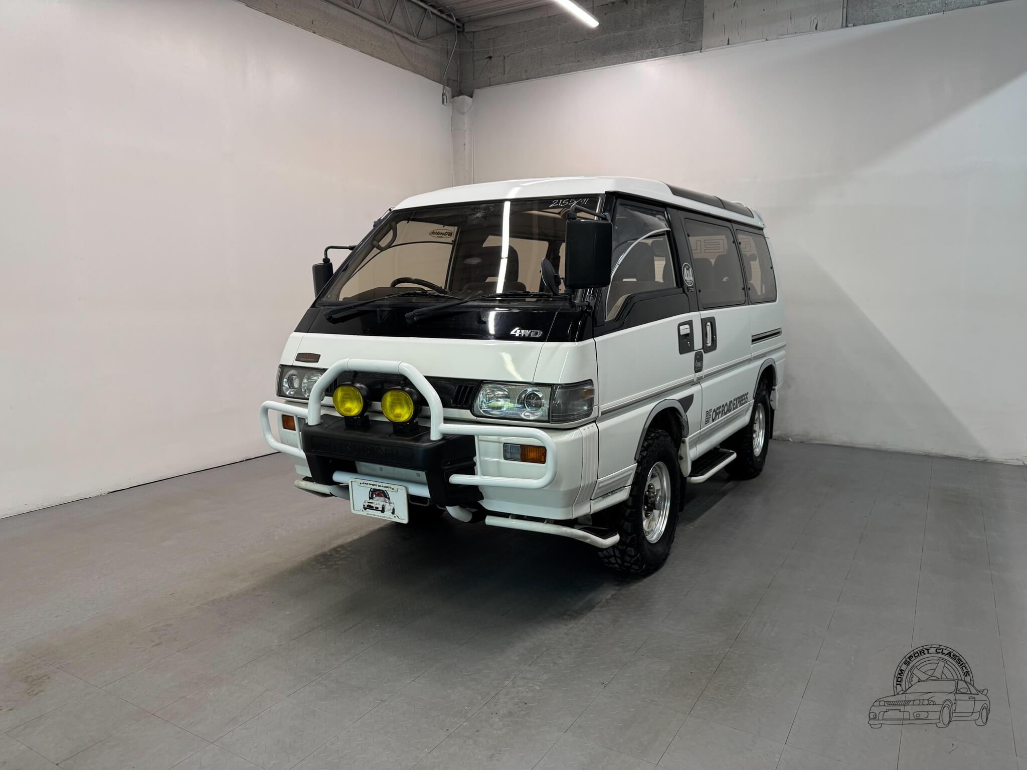 1991 Mitsubishi Delica Starwagon Exceed