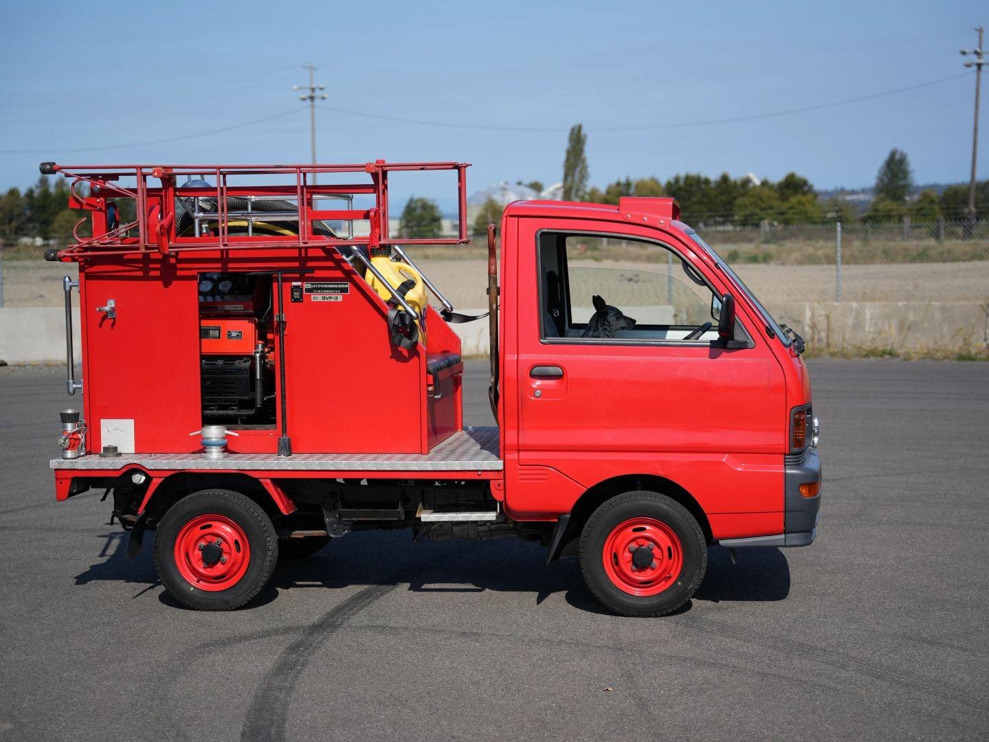 1998 Mitsubishi Minicab Fire Truck