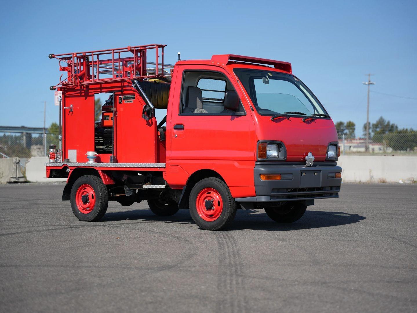 1998 Mitsubishi Minicab Fire Truck
