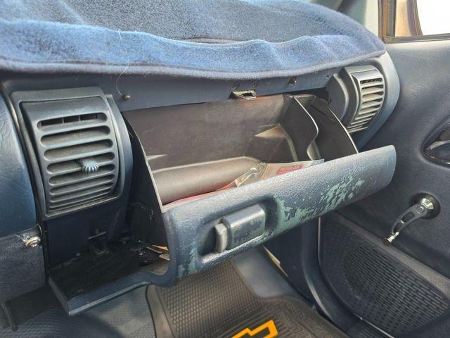 1995 Chevrolet C1500 Cheyenne Stepside