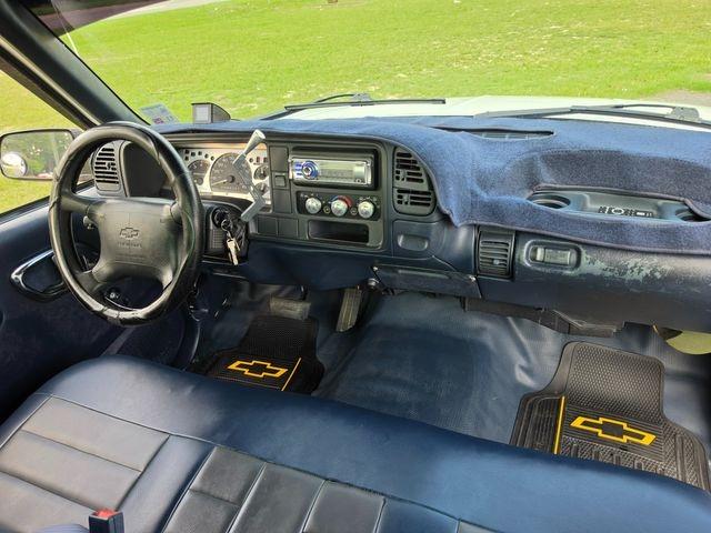 1995 Chevrolet C1500 Cheyenne Stepside