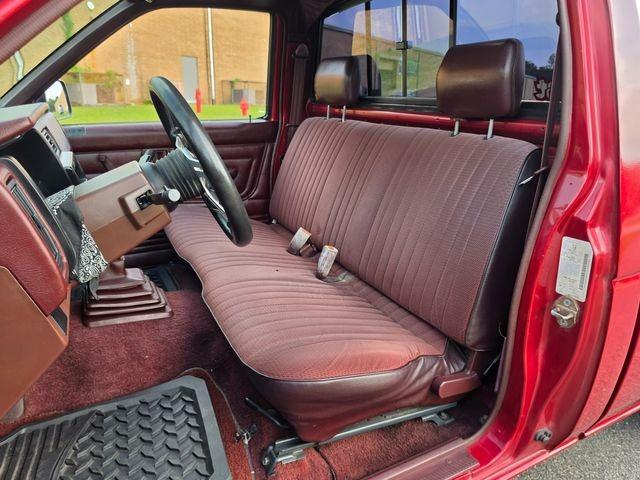 1990 Nissan D21 Shortbed