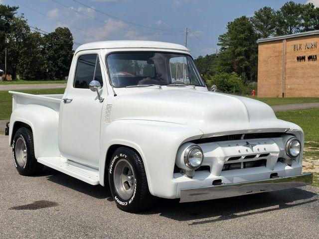  Ford F-100