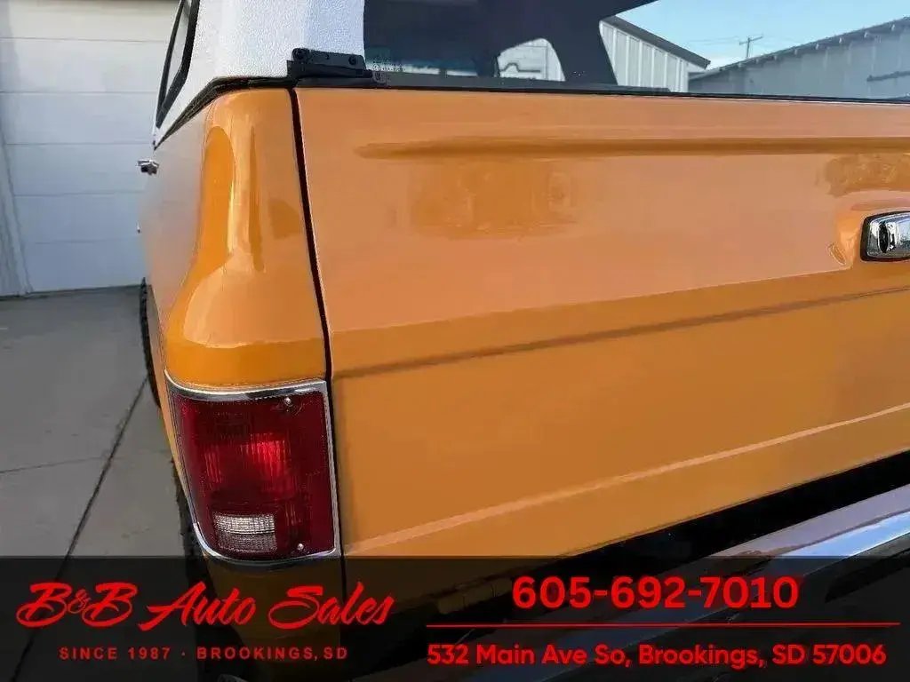 LS-Powered 1975 GMC Jimmy Custom