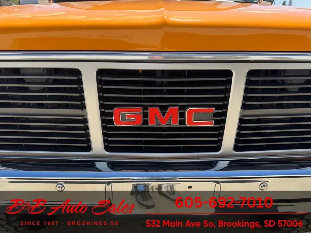 LS-Powered 1975 GMC Jimmy Custom