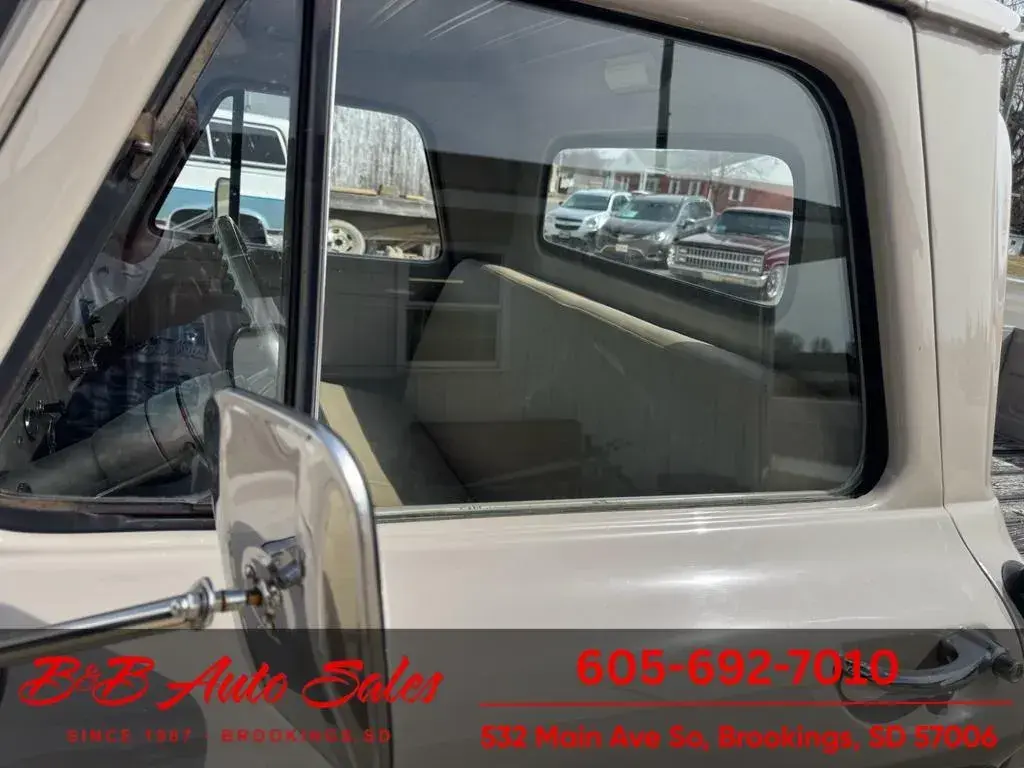 1962 GMC C10 Pickup