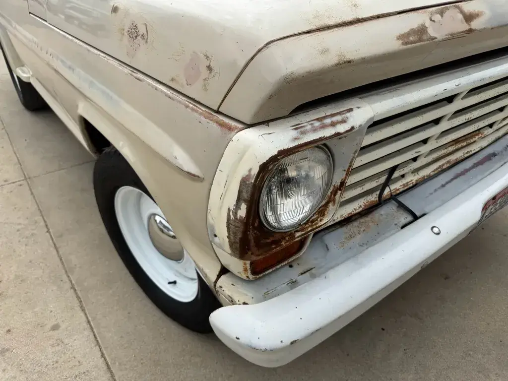 1967 Ford F-100