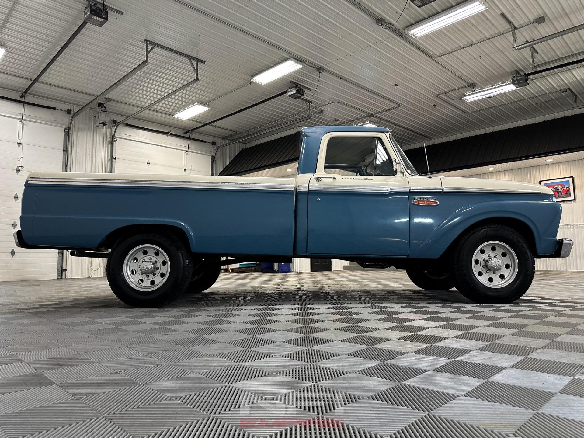 1965 Ford F-250 Custom Cab