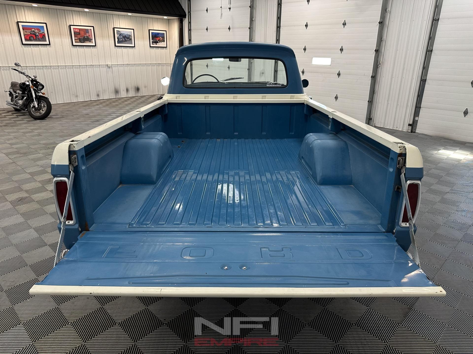 1965 Ford F-250 Custom Cab