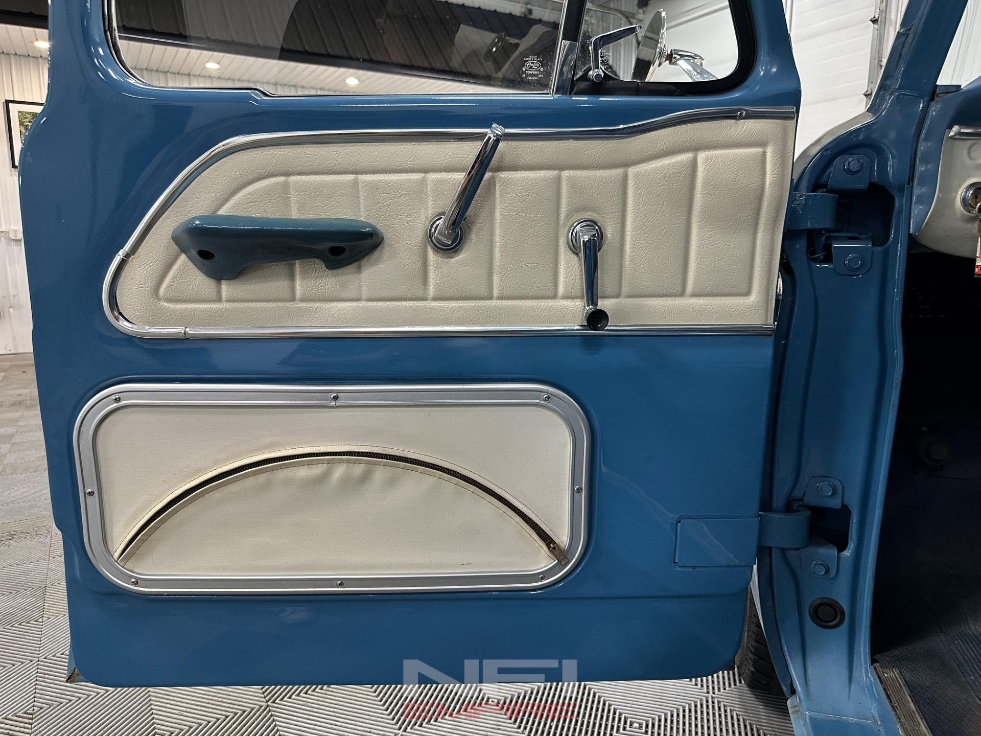 1965 Ford F-250 Custom Cab
