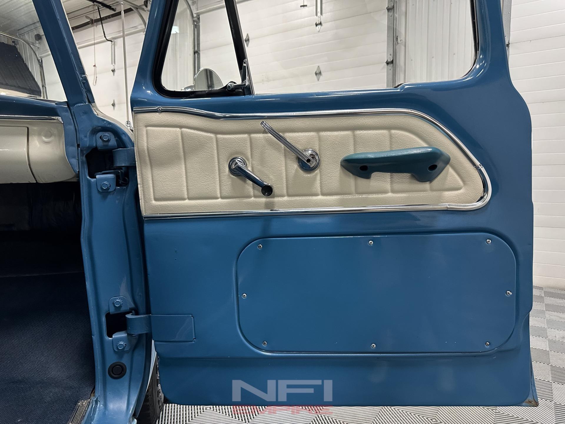 1965 Ford F-250 Custom Cab
