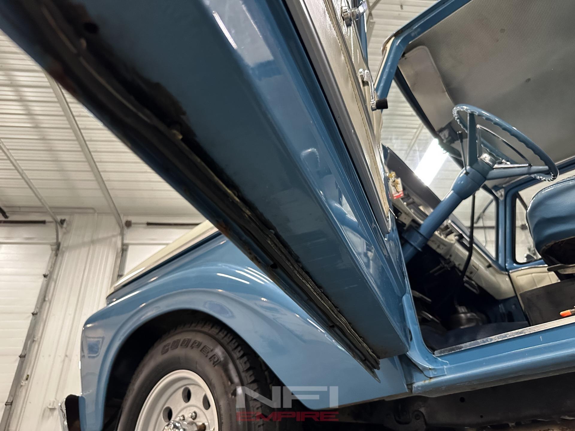 1965 Ford F-250 Custom Cab