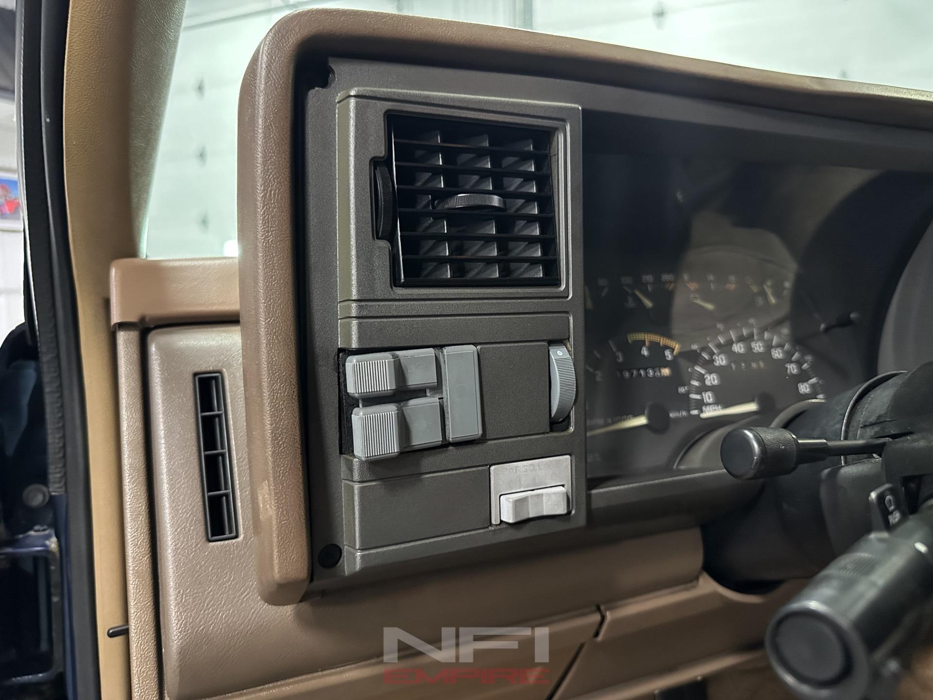 1993 Chevrolet K3500 Cheyenne