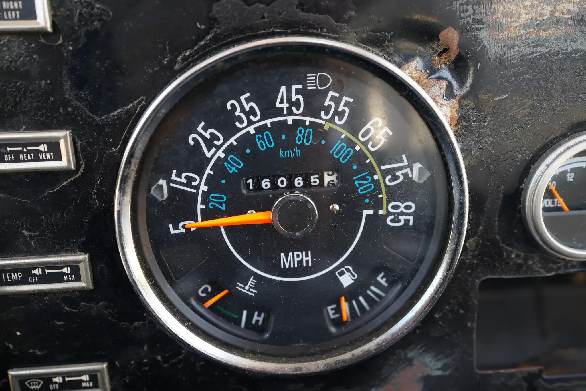 1984 Jeep CJ-7 Laredo