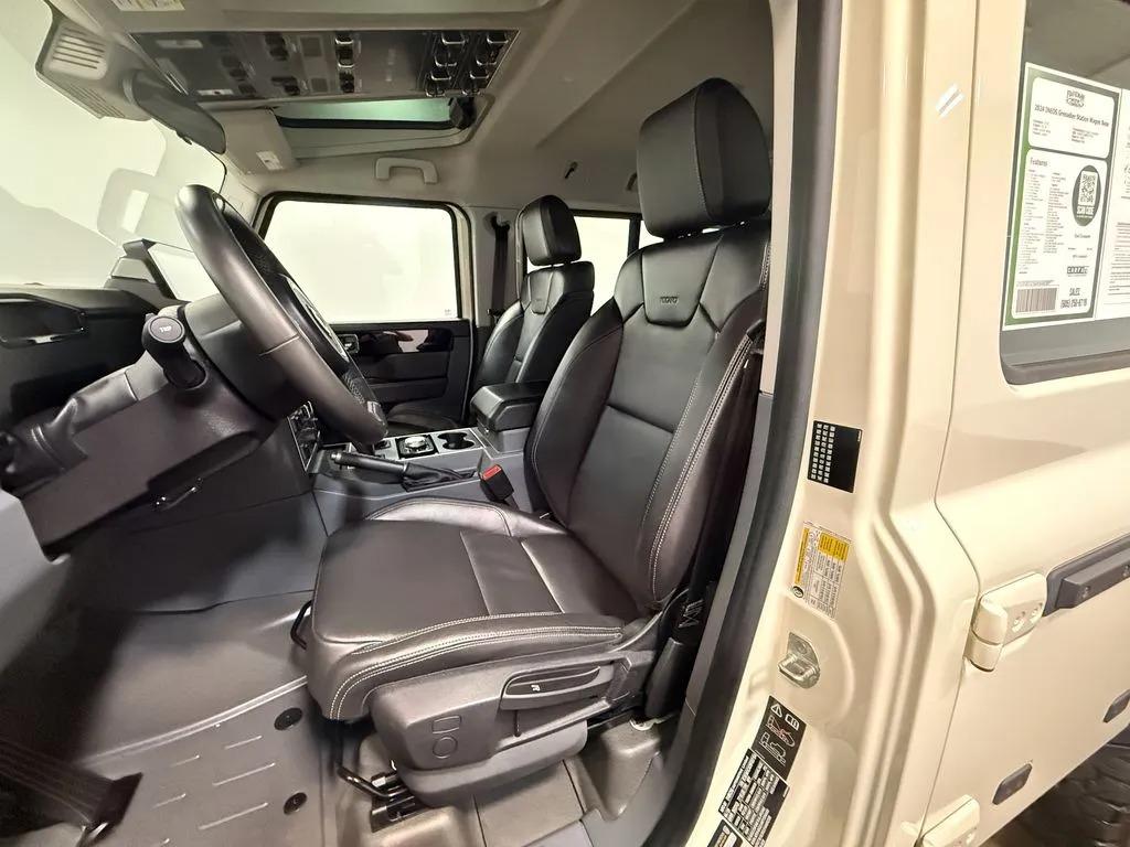 2024 INEOS Grenadier Station Wagon Base